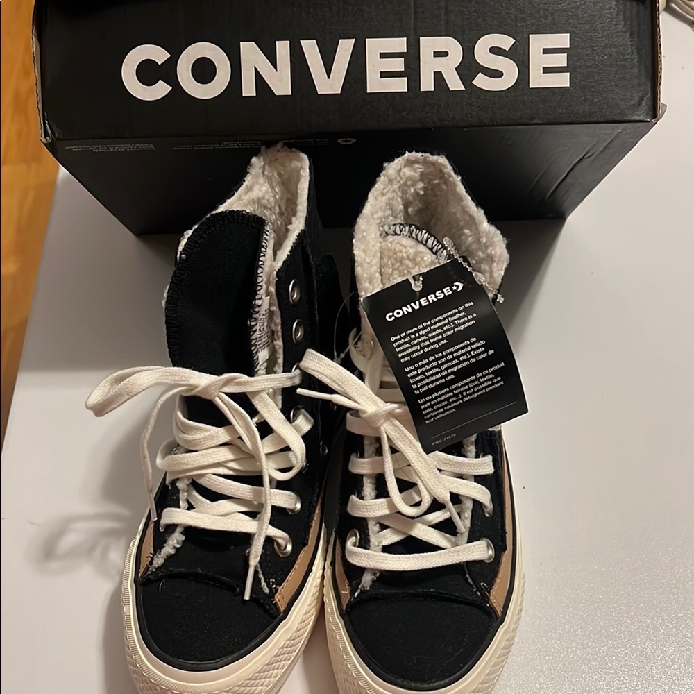 Converse All Star Platform Sneakers with Shearling Inside  Size 5.5